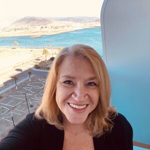 Meet your Posher, Sherrie